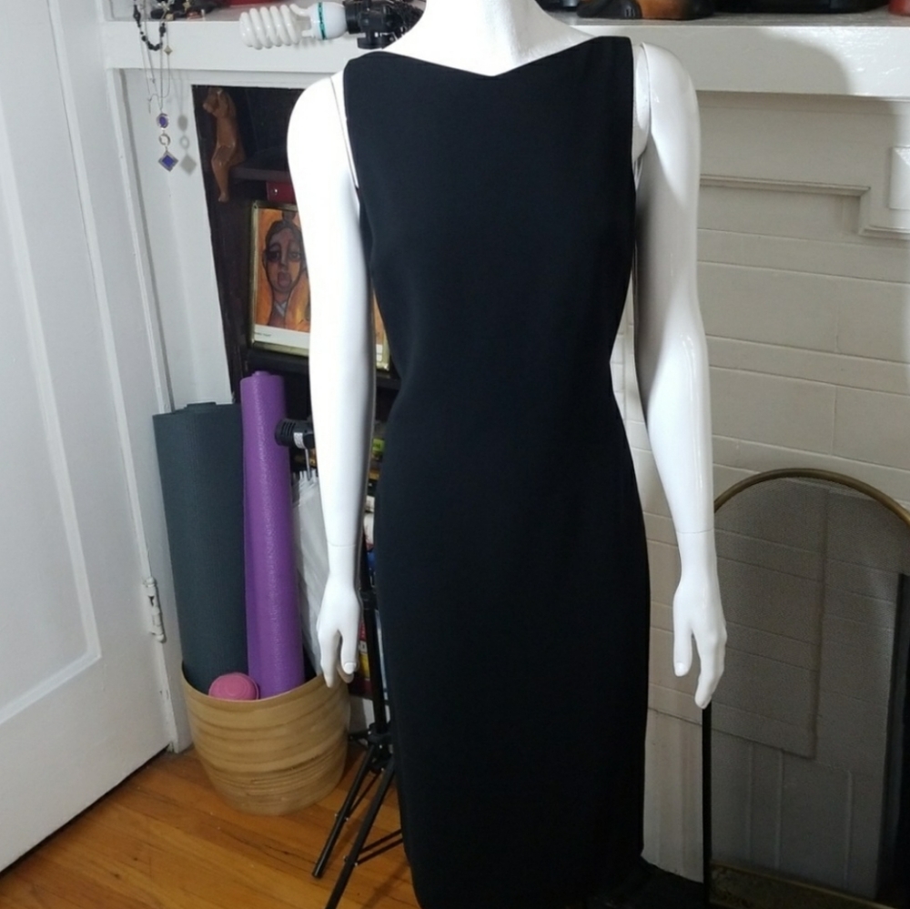 ANN TAYLOR LBD